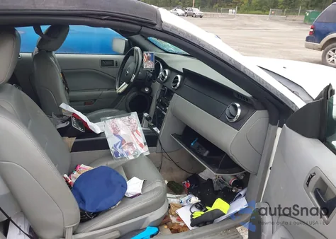 2005 Ford Mustang из США, поврежденный, VIN 1ZVFT84N755170482